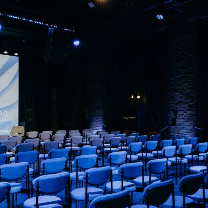 093b9eb8-e280-45e4-b476-e623c7b6f754